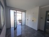 Girne ,Ozanköy'de satılık 3+1 tripleks villa
