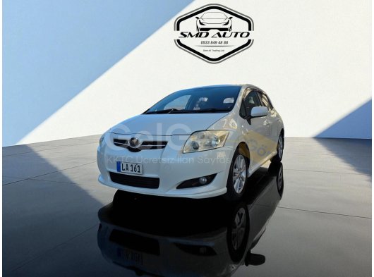 TOYOTA AURIS JAPON