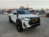 33 Model Otomatik Toyota Hilux