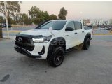 33 Model Otomatik Toyota Hilux