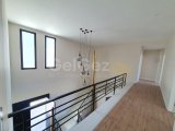 Girne Edremit'te Ultra Lüks 4+1 Deniz Manzaralı Villa