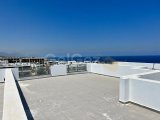 Esentepe'de satılık, deniz manzaralı, full eşyalı 2 Yatak Odalı Loft Penthouse
