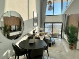 Esentepe'de satılık, deniz manzaralı, full eşyalı 2 Yatak Odalı Loft Penthouse