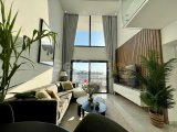 Esentepe'de satılık, deniz manzaralı, full eşyalı 2 Yatak Odalı Loft Penthouse