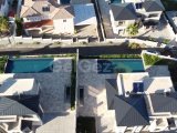 Girne Esentepe'de Denize Sıfır Ultra Lüks Villa