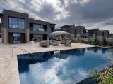 Girne Esentepe'de Denize Sıfır Ultra Lüks Villa