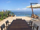 Girne Esentepe'de Denize Sıfır Ultra Lüks Villa
