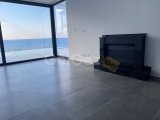 Girne Esentepe'de Satılık Denize Sıfır 3+1 Bungalow Villa