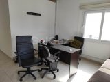 Girne merkezde savoy otele 600 metre mesafede kiralık komple bina