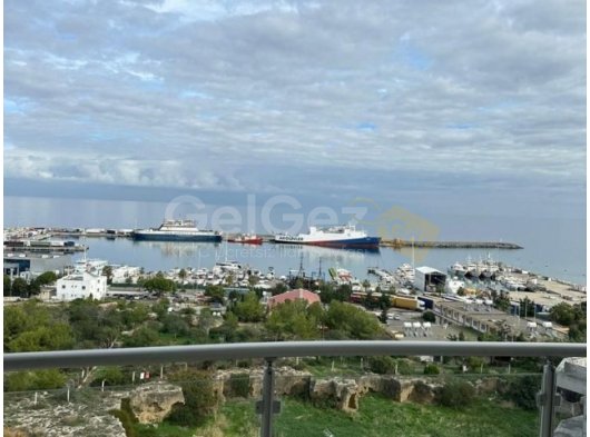 Girne Merkez'de Denize Sıfır 3+1 Oturuma Hazır Satılık Daire! %50 Peşin 84 Ay Taksit İmkanı