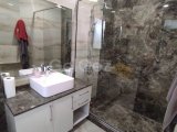 Kıbrıs Girne'de Denize Sıfır Lüks 5+1 Satılık Villa