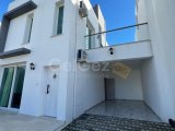 Karşıyaka'da Satılık yeni şık 2+2 villa , 3+2 yapılabilir