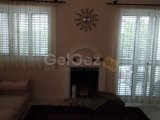ACİL SATIŞ!!!! Girne Çatalköy'de satılık 4+1 bungalov villa