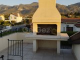 ACİL SATIŞ!!!! Girne Çatalköy'de satılık 4+1 bungalov villa