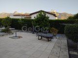 ACİL SATIŞ!!!! Girne Çatalköy'de satılık 4+1 bungalov villa