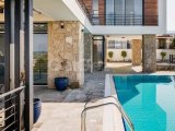 Satılık Muhteşem Lüks 3 +1 Havuzlu Villa, Girne Esentepe Bölgesinde