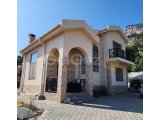 Girne Karşiyaka bölgesinde kiralık 3+1 villa