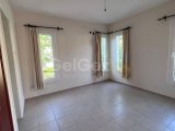 Karşiyakada satılık 4+1 villa,Çok uygun Fiyatta !!!!!!