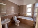 Karşiyakada satılık 4+1 villa,Çok uygun Fiyatta !!!!!!