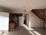 Karşiyakada satılık 4+1 villa,Çok uygun Fiyatta !!!!!!