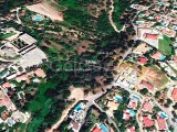 Bellapais’te Önü Kapanmaz Muhteşem Manzaralı satılık 2 800 m2 arsa + 450 m2 villa