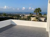 Çatalköy’de satılık 3+1 havuzlu villa , Kapanmaz Deniz manzaralı