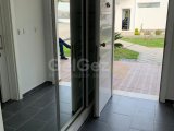 Çatalköy’de satılık 3+1 havuzlu villa , Kapanmaz Deniz manzaralı