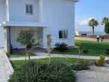 Çatalköy’de satılık 3+1 havuzlu villa , Kapanmaz Deniz manzaralı