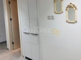 Girne Merkez’de satılık 3+1 lüks ,full eşyalı daire ,Deniz ve Dağ Manzaralı