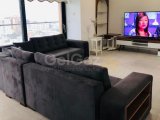 Girne Merkez’de satılık 3+1 lüks ,full eşyalı daire ,Deniz ve Dağ Manzaralı