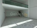 Girne Merkezde satılık ticari izinli dükkan