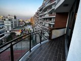 Girne Merkezde satılık Sitenin içinde 2+1 ful eşyalı daire