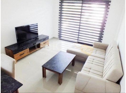 Bellapais satılık 2+1 havuzlu sitede penthouse daire