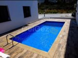 Bellapais satılık 2+1 havuzlu sitede penthouse daire