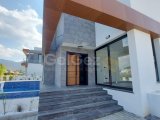 Çatalköyde satılık 3+1 lüks ,yeni sifir villa