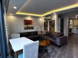Girne Merkezde satılık Sitenin içinde 2+1 ful eşyalı daire
