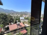 Girne Merkezde satılık 3+1 Deniz Manzaralı penthouse daire