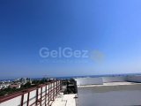 Girne Merkezde satılık 3+1 Deniz Manzaralı penthouse daire