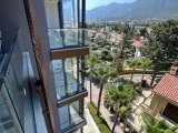 Girne Merkezde satılık 3+1 Deniz Manzaralı penthouse daire
