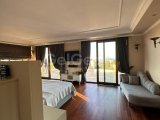 Girne Merkezde satılık muazzam 5+2 Malikane.
