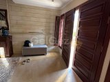 Girne Merkezde satılık muazzam 5+2 Malikane.