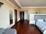 Girne Merkezde satılık muazzam 5+2 Malikane.