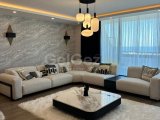 Girne Merkezde satılık lüks 3+1 daire, yeni sifir eşyalar