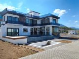 GİRNE/ZEYTİNLİK'TE SATILIK ULTRA LÜKS 4+1 VİLLALAR