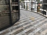 Girne merkezde deniz ve dağ manzaralı satılık 1+1 daire