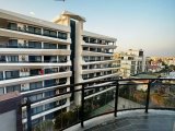 Girne Merkezde satılık site içerisinde 2+1 ful eşyalı daire