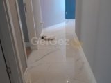 Girne merkezde satılık yüzme havuzlu 3+1 Deniz Kenarı Daire