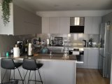 Girne merkezde satılık yüzme havuzlu 3+1 Deniz Kenarı Daire