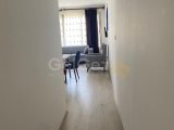 GİRNE ŞOKMAR MARKET BÖLGESİ SATILIK TİCARİ İZİNLİ 2+1 DAİRE