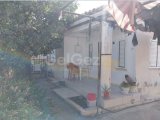 LEFKOŞA/DUMLUPINAR' DA TEK ARSA İÇİNDE 2 ADET SATILIK 2+1 MÜSTAKİL EVLER